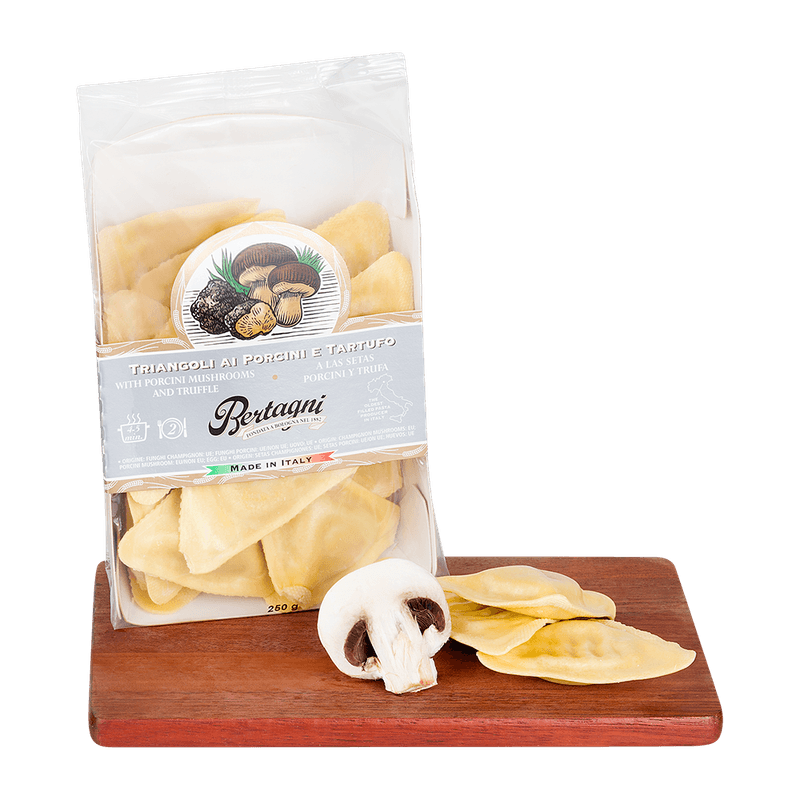 Triangoloni-Massa-Recheada-De-Cogumelo-Com-Trufas-Bertagni-250g